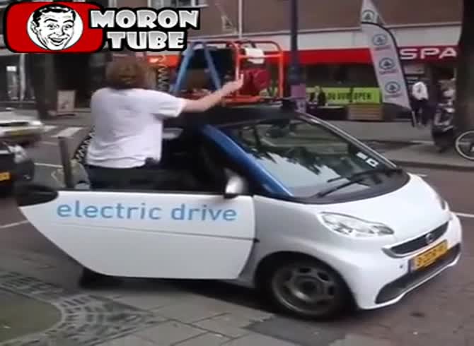 Video :With his electric vehicle, he can cover hundreds of kilometers!